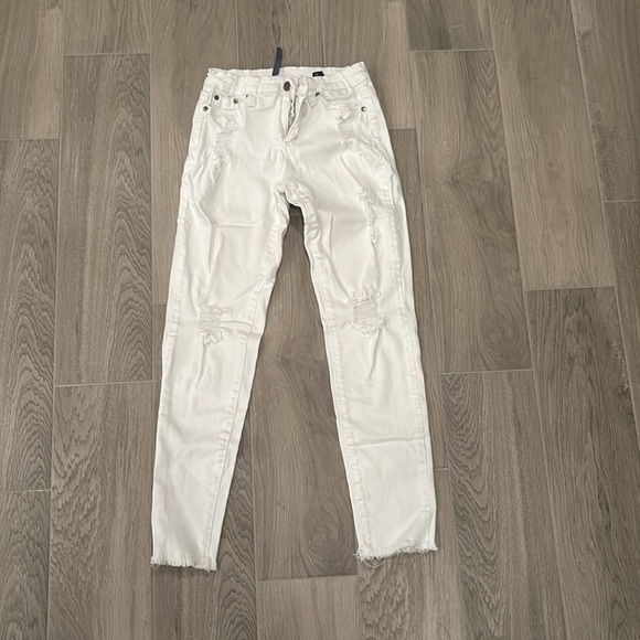 Tractr Blu Girls White Ripped Skinny Jeans Size 26 - Picture 2 of 8